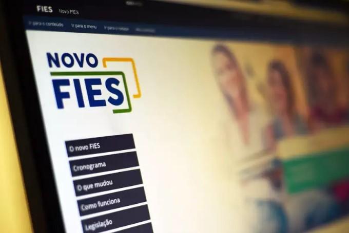 Abertas as inscrições para financiamento de cursos superiores