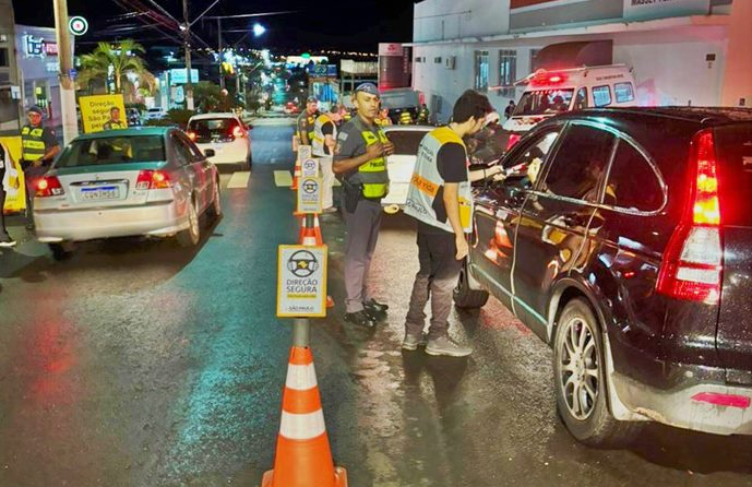 Operação do Detran-SP flagra 14 motoristas por recusa ao bafômetro em Fernandópolis
