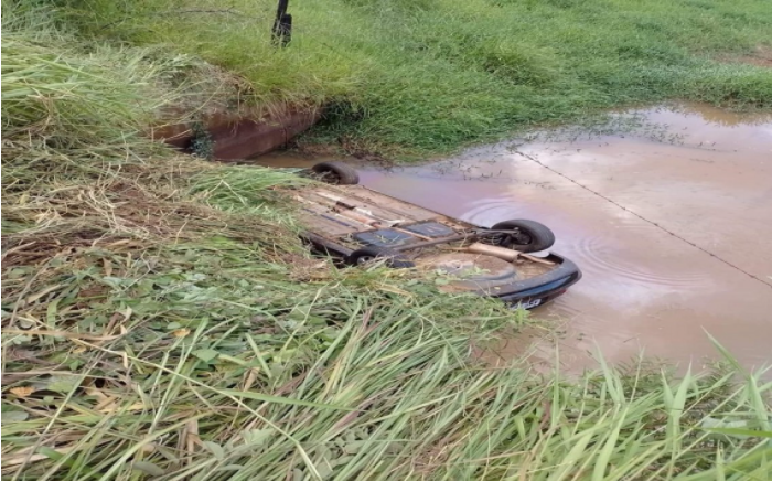Motorista morre após capotar carro em rodovia de Catanduva