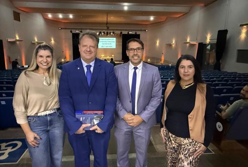 Palestra da OAB Jales no Teatro Municipal arrecada alimentos para o Fundo Social de Solidariedade