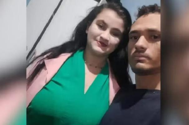 Jovem é assassinada a facadas pelo ex-companheiro na frente dos filhos