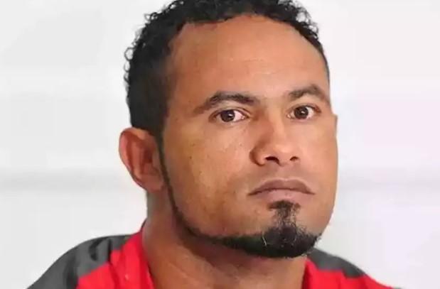 Entrega de móveis e açaí: a vida do ex-goleiro Bruno após cadeia