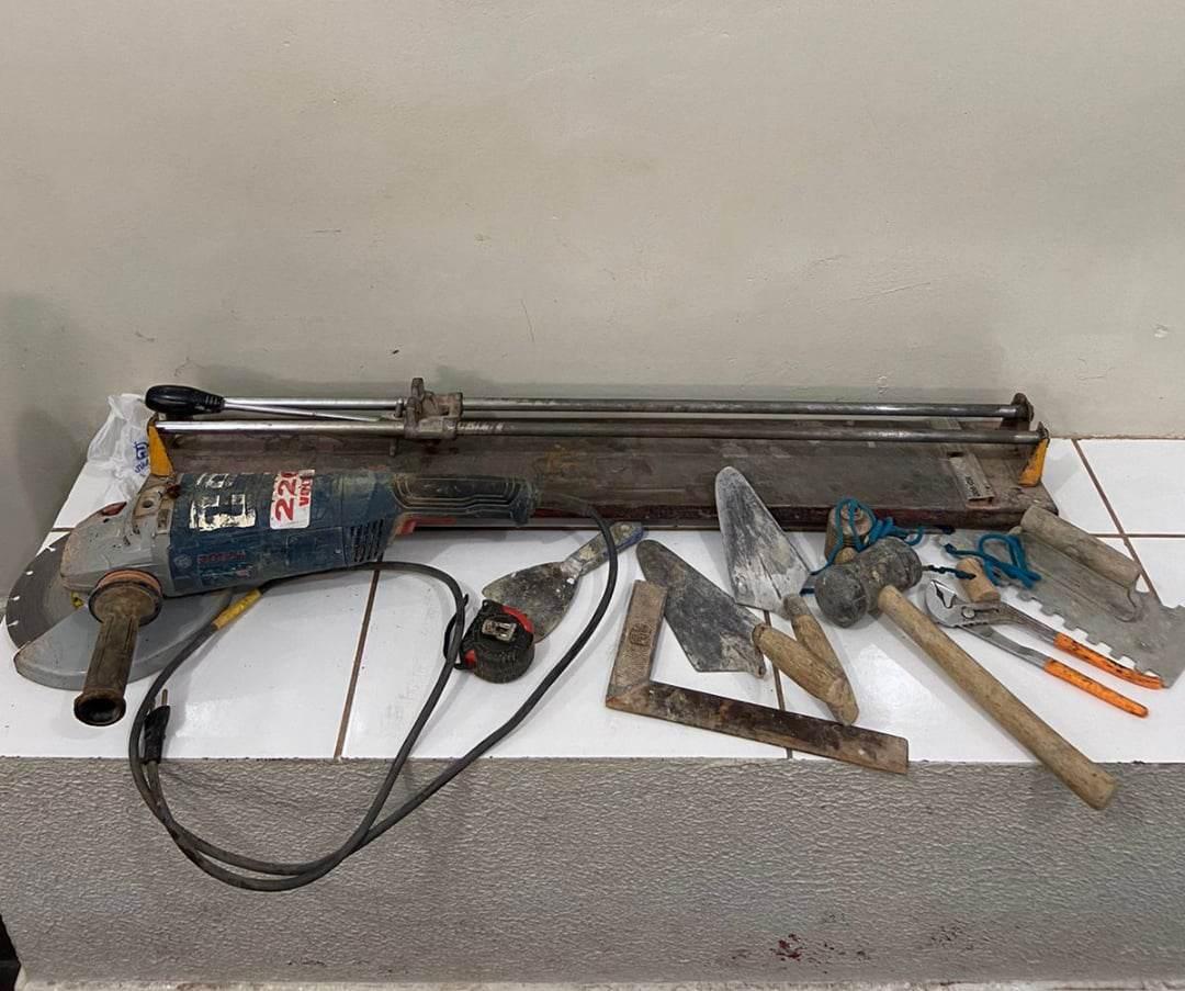 Homem é preso acusado de furtar ferramentas em obra em Fernandópolis