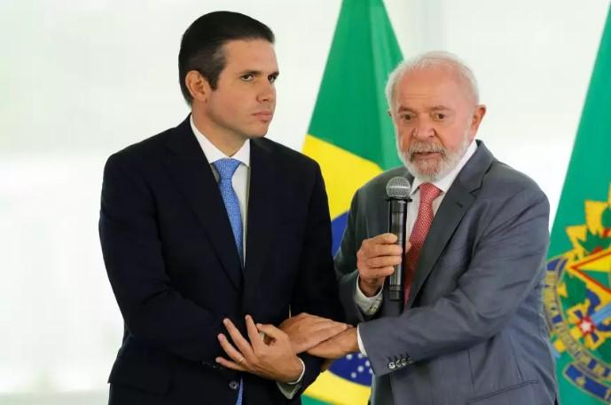Lula acena a Motta e fala em evitar 'muvuca' em 2026
