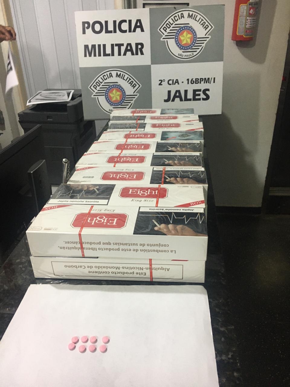 Polícia Militar de Jales e Polícia Rodoviária apreendem cigarros e possíveis drogas