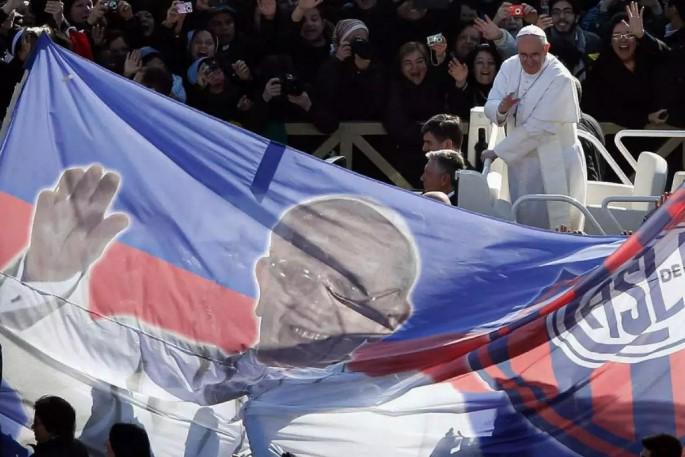 San Lorenzo, time de coração de Francisco, homenageia pontífice