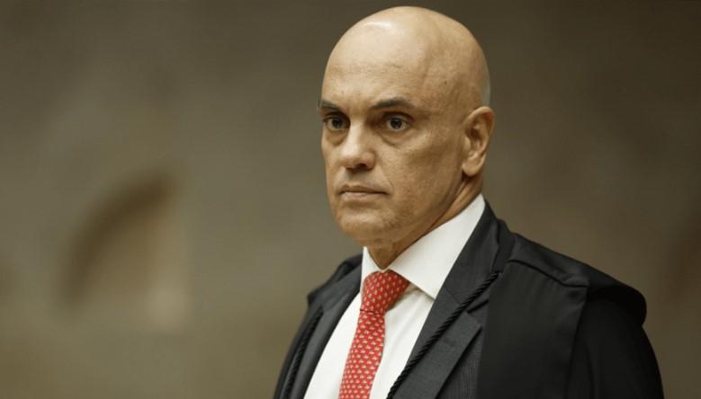 STF: Moraes adia análise de lei que cobra taxa por atividade policial