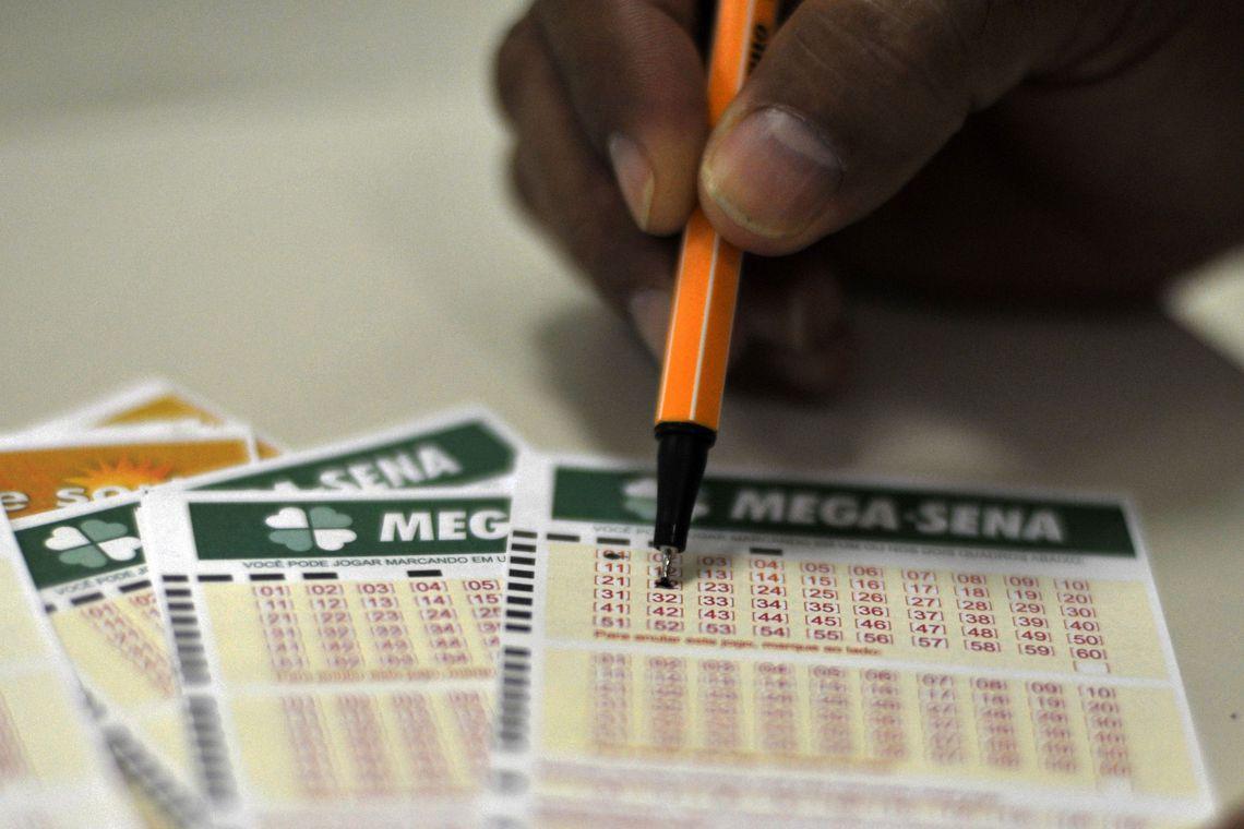 Mega-Sena pode pagar R$ 45 milhões nesta quarta-feira