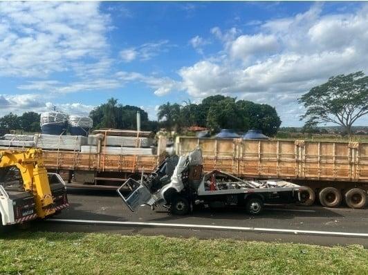 SP-320 registra grave acidente entre Votuporanga e Cosmorama
