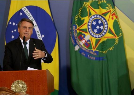 Procurador eleitoral quer intimar Bolsonaro a 'sanar falhas' em registro