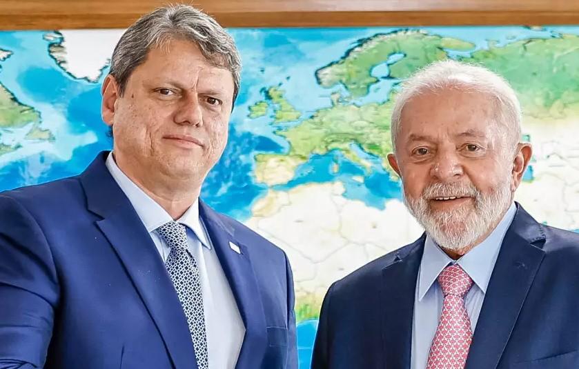 Lula marca 46% para eleição de 2026 contra 40% de Tarcísio