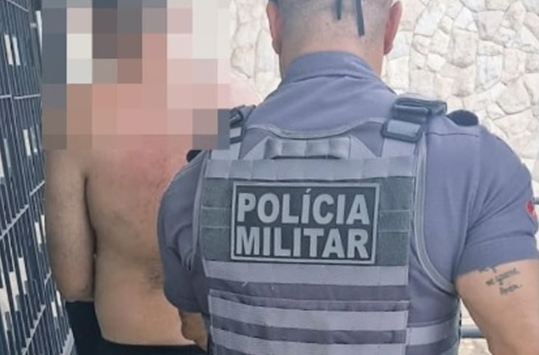 Homem é preso após furtar celular esquecido em posto de combustíveis