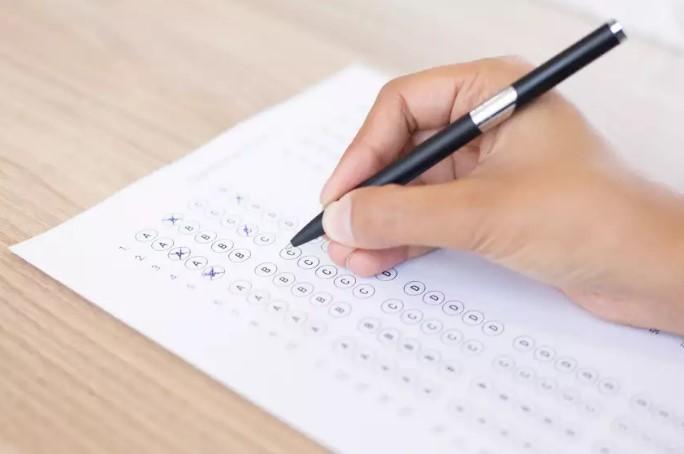 Provão Paulista 2025 inclui estudantes da EJA