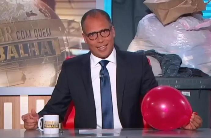Acham que não ser ofendido por humor é um direito, diz humorista