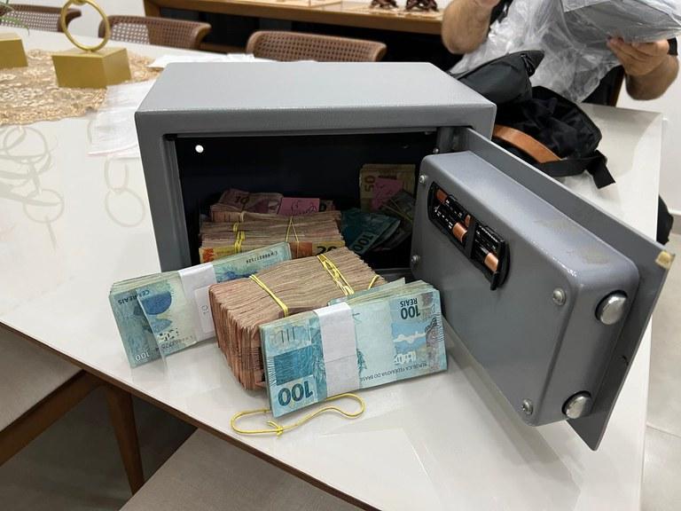 Operação combate desvio de recursos públicos destinados à saúde