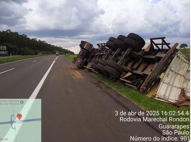 Motorista de caminhão procurado pela Justiça é preso após sofrer acidente em rodovia do interior de SP
