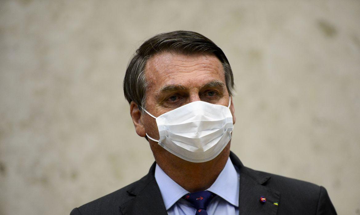 'Não será comprada', diz Bolsonaro sobre vacina chinesa