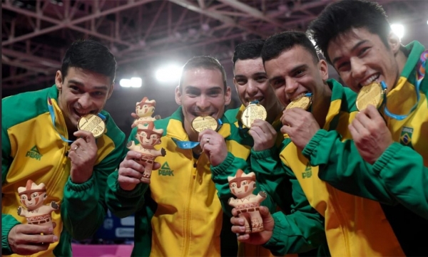 Brasil fatura ouro na ginástica por equipes em Lima