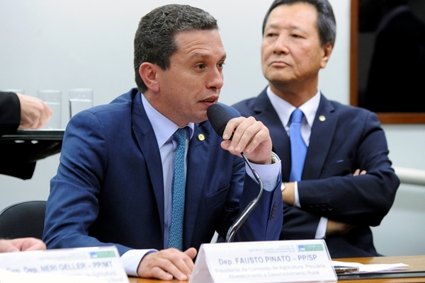 Deputado Federal Fausto Pinato inicia debate para liberar 