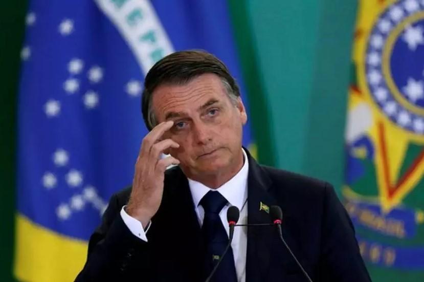 STF mantém multa a Bolsonaro por reunião com embaixadores