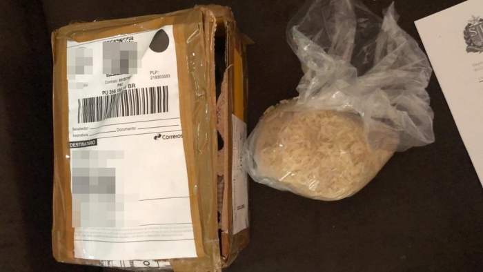 Engenheiro diz ter recebido saco de arroz ao comprar smartwatch pela internet