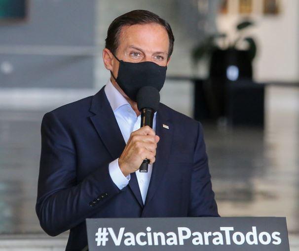 Governo de SP prorroga obrigatoriedade do uso de máscaras até 31 de janeiro de 2022