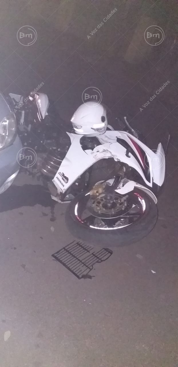 Urânia - Motociclista bate de moto atrás de caminhão e morre na hora