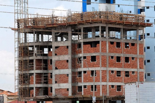 Melhora a confiança da indústria da construção, aponta CNI