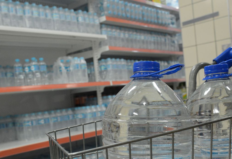 Liminar suspende lei que obrigava bares e restaurantes a oferecer água filtrada gratuita em São Paulo