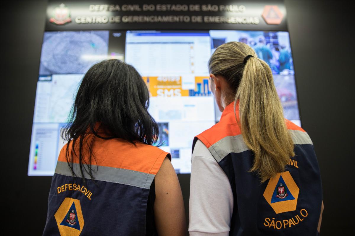 Defesa Civil alerta para tempestades e rajadas de vento que atingirão a região