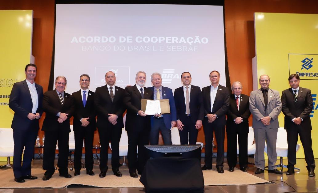 Sebrae e Banco do Brasil assinam acordo de cooperação para beneficiar pequenos negócios
