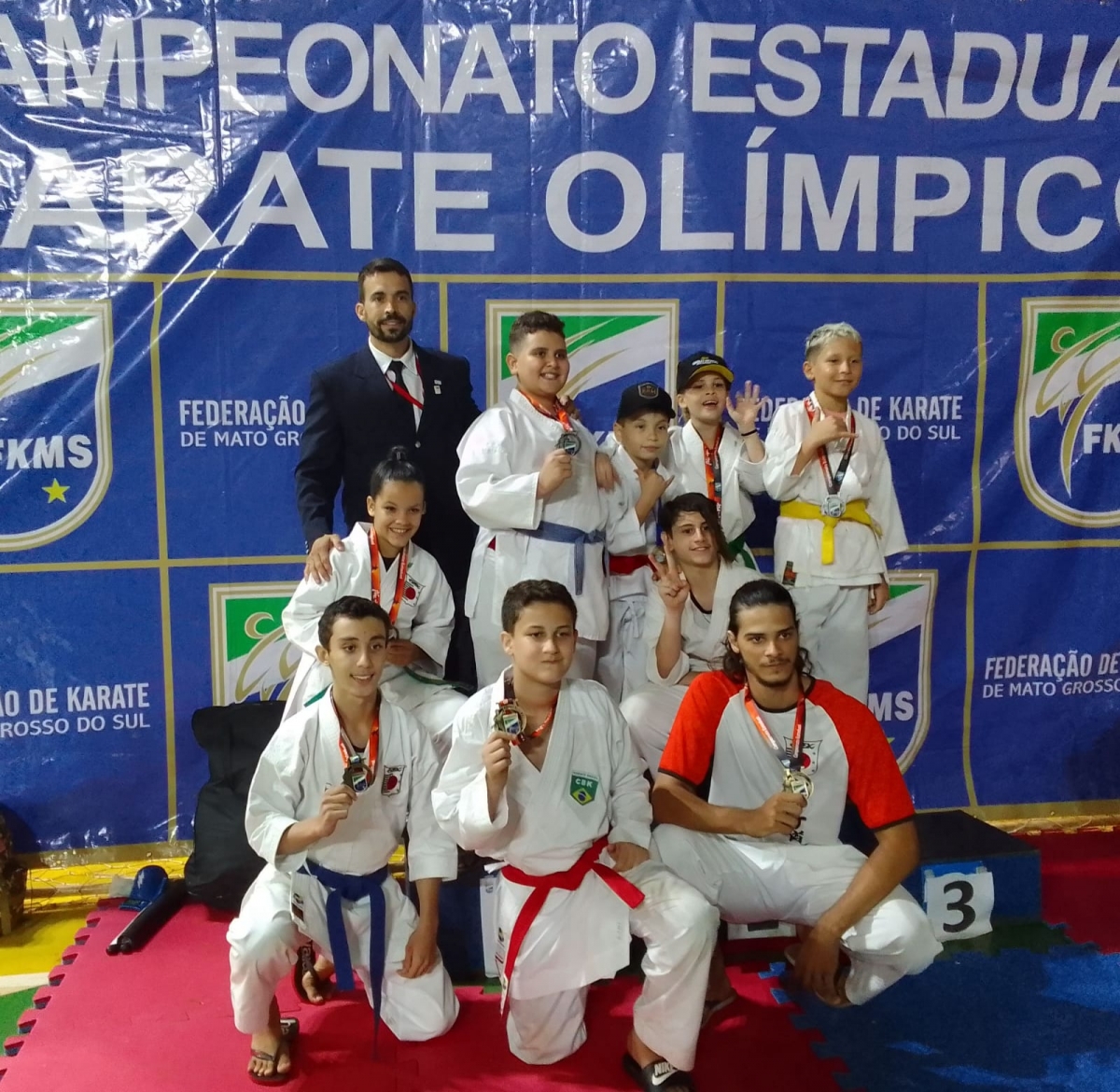 Team Resende Conquista Medalhas em Campeonato Estadual de Karate