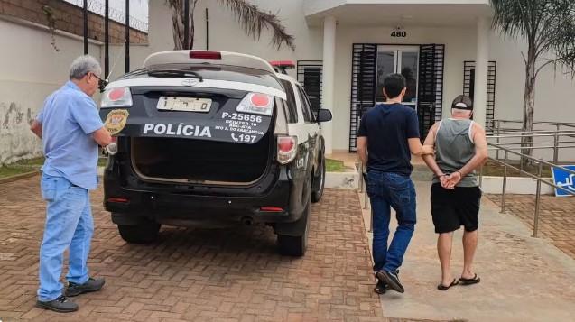 Idoso é preso suspeito de abusar sexualmente de crianças após seduzi-las com presentes no interior de SP