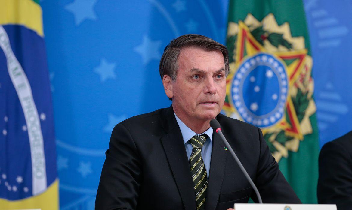 Bolsonaro vai ao STF contra lockdown e toque de recolher em estados e cidades