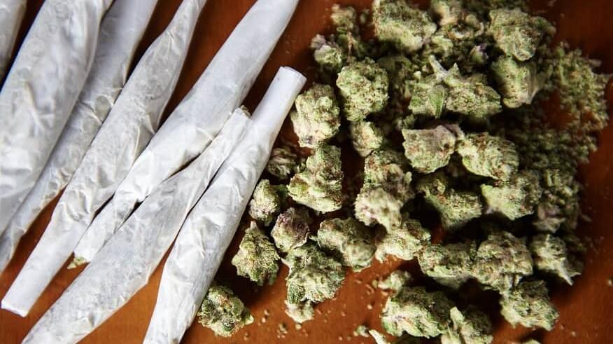 STJ segue STF e extingue punibilidade por posse de 23g de maconha