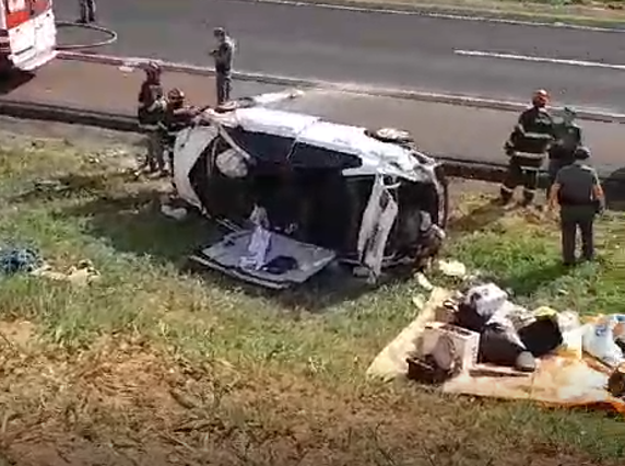 Grave acidente na Rodovia Euclides da Cunha deixa motorista ferida