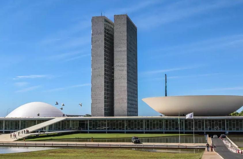 PL Antiaborto por Estupro divide direita, que vê 'tiro no pé'