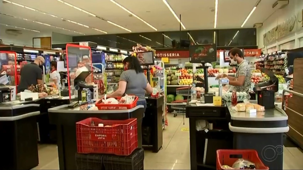 Juiz autoriza abertura de supermercados em Rio Preto