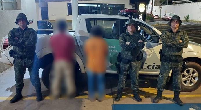 Caçadores ilegais são presos com armas em Fernandópolis