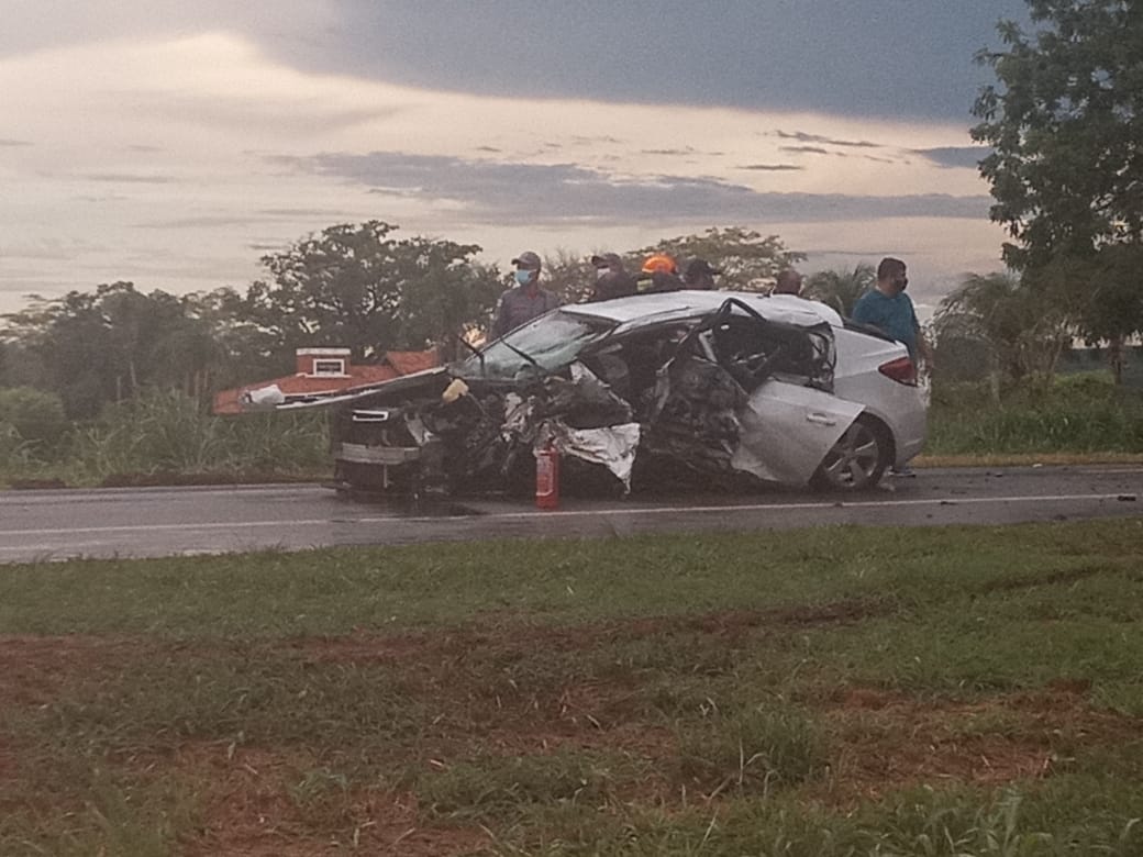 Motorista morre após bater em árvore às margens da rodovia Euphly Jalles