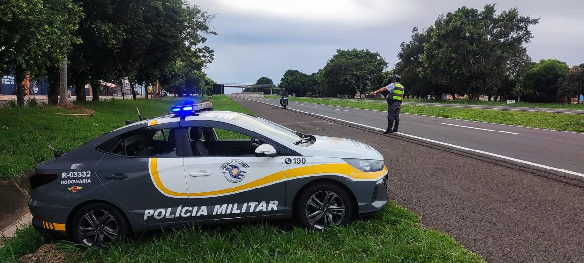 Policiamento Rodoviário intensifica fiscalização durante a Operação Feriados e retira 47 motoristas embriagados de circulação