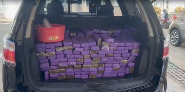 Polícia apreende mais de 300 quilos de maconha em condomínio de luxo no interior de SP