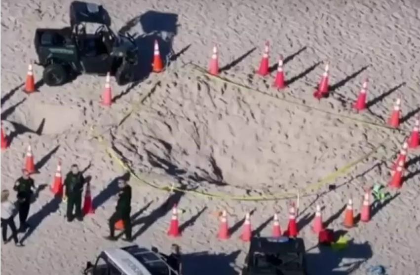Menina morre soterrada após buraco que cavava em praia desmoronar nos EUA
