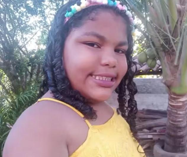 Menina morre após inalar desodorante aerossol por causa de desafio da internet