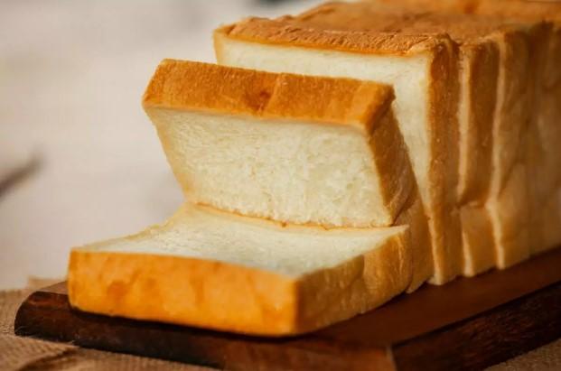 Álcool em pães de forma poderia alterar bafômetro, mostra estudo