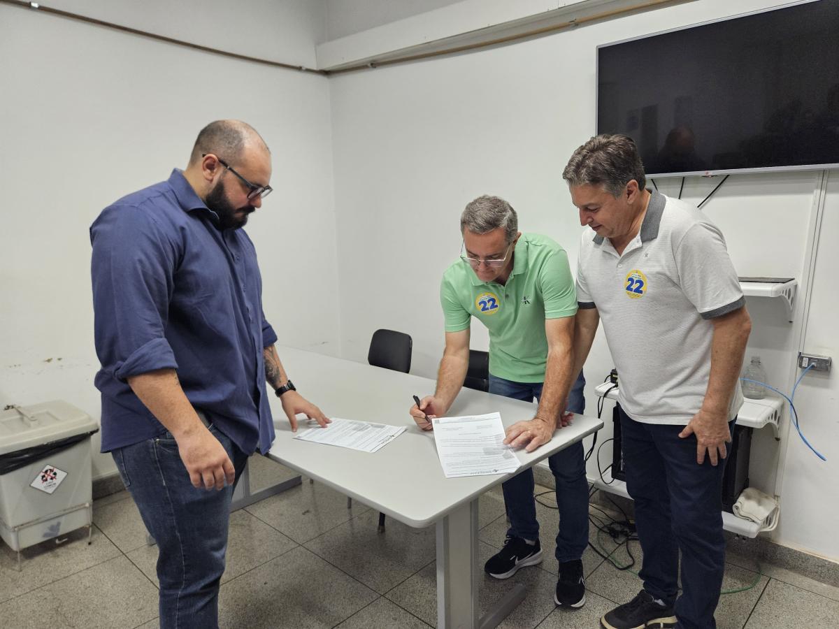 Santa Casa recebe os candidatos João Paulo Cantarella e Marcos Mazeti; saúde da mulher e UTI Pediátrica são temas do encontro