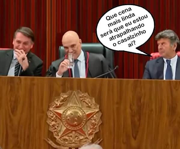Confira memes da posse de Alexandre de Moraes na presidência do TSE
