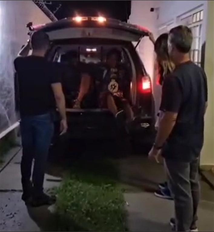 Polícia Civil prende enteado e padrasto suspeitos de homicídio em Votuporanga