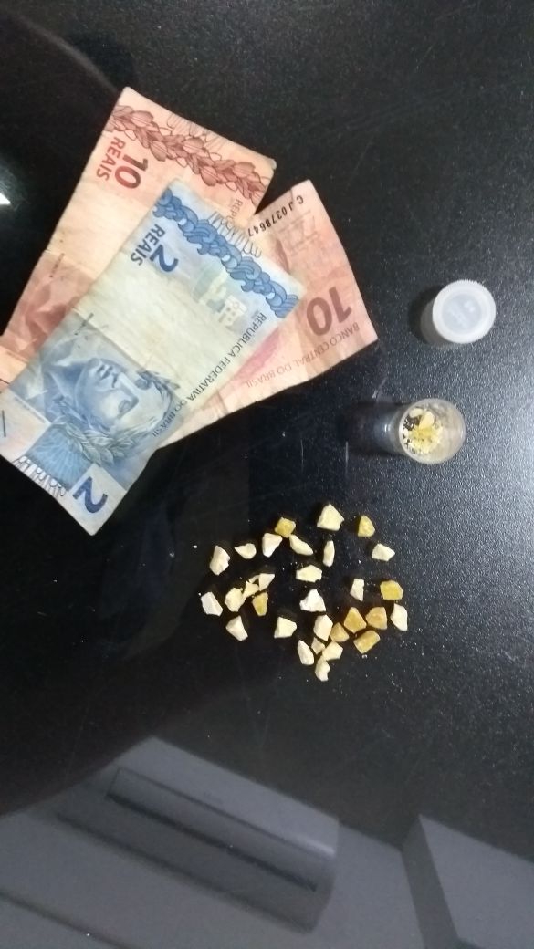 Polícia militar de Jales prende mais um traficante de drogas na noite de quinta-feira (02/11).