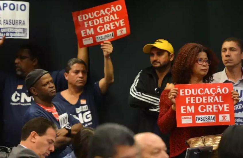 Servidores federais de educação iniciam greve na quarta-feira